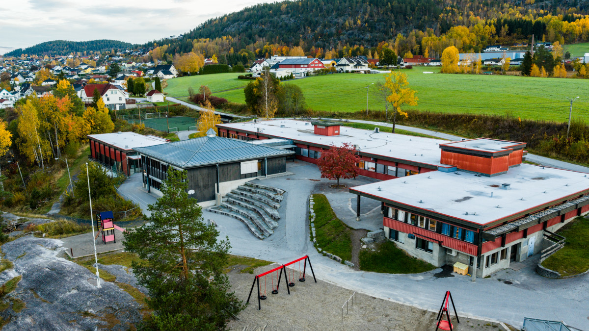 TVEITEN SKOLE