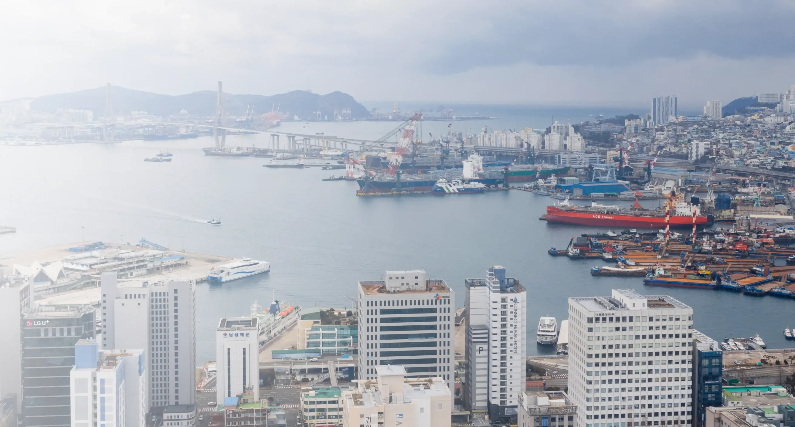 WILH. WILHELMSEN HOLDING ASA